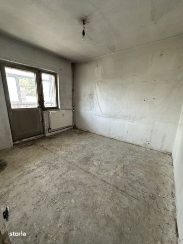 Agentia imobiliara VIGAFON vinde apartament 4 camere Cantacuzino-5