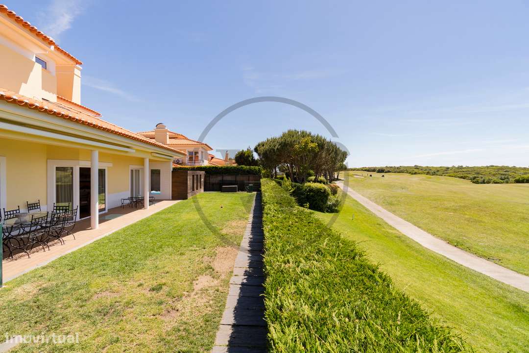 Moradia T5 Remodelada – Luxo no Resort Quinta da Penha Longa-27