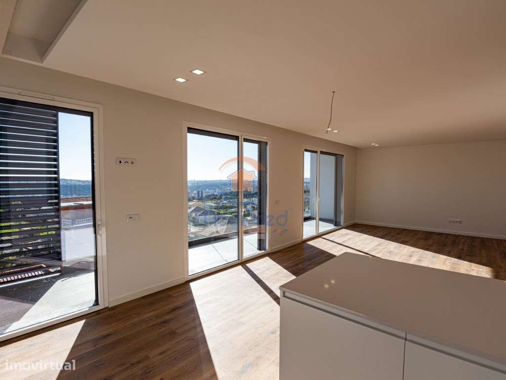 Apartamentos T2 NOVOS c/ 2 Varandas e BOX | Santo António dos Caval... - Grande imagem: 4/21