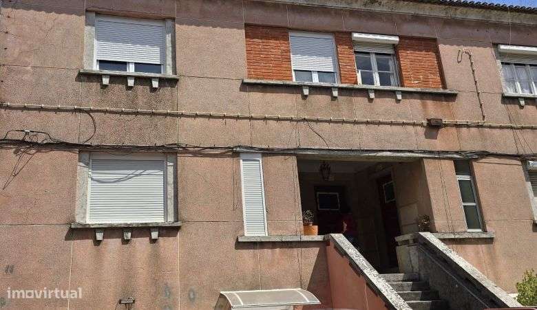 T3 Remodelado, com cozinha equipada às Portas de Benfica-50