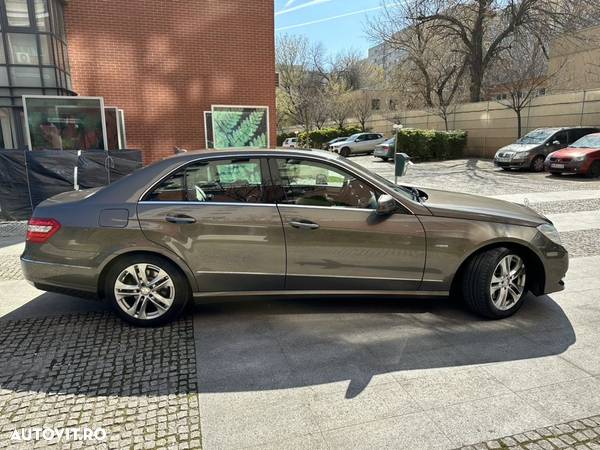 Mercedes-Benz E 350 CDI BlueEfficiency 4Matic - 4