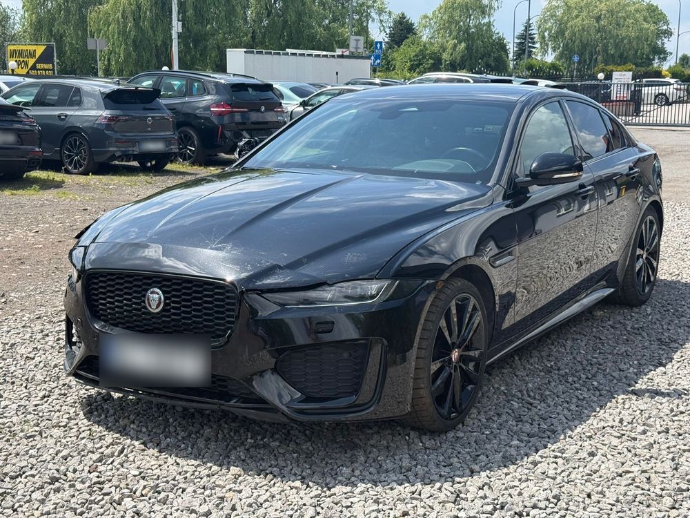 Jaguar XE 2.0 D200 mHEV R-Dynamic S 2023