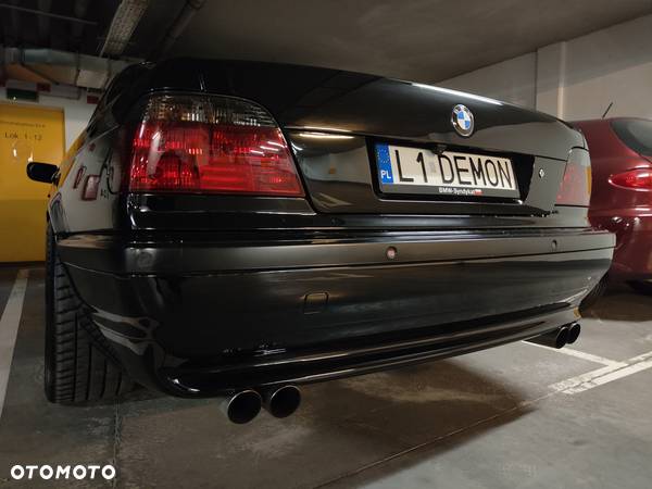 BMW Seria 7 740i - 11