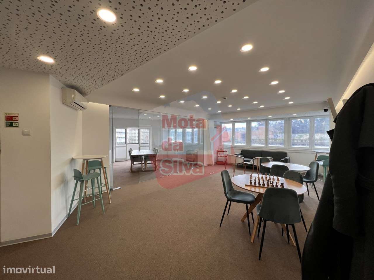 Excelente Escritorio em Lisboa no Marques de Pombal - Grande imagem: 3/17