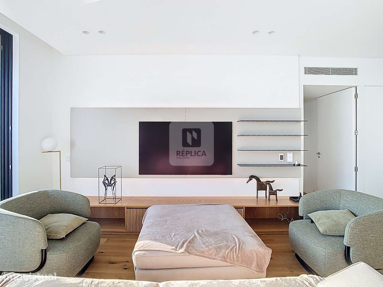 Apartamento T3  com varanda de 25 m² e garagem em Leça da Palmeira - Grande imagem: 4/28