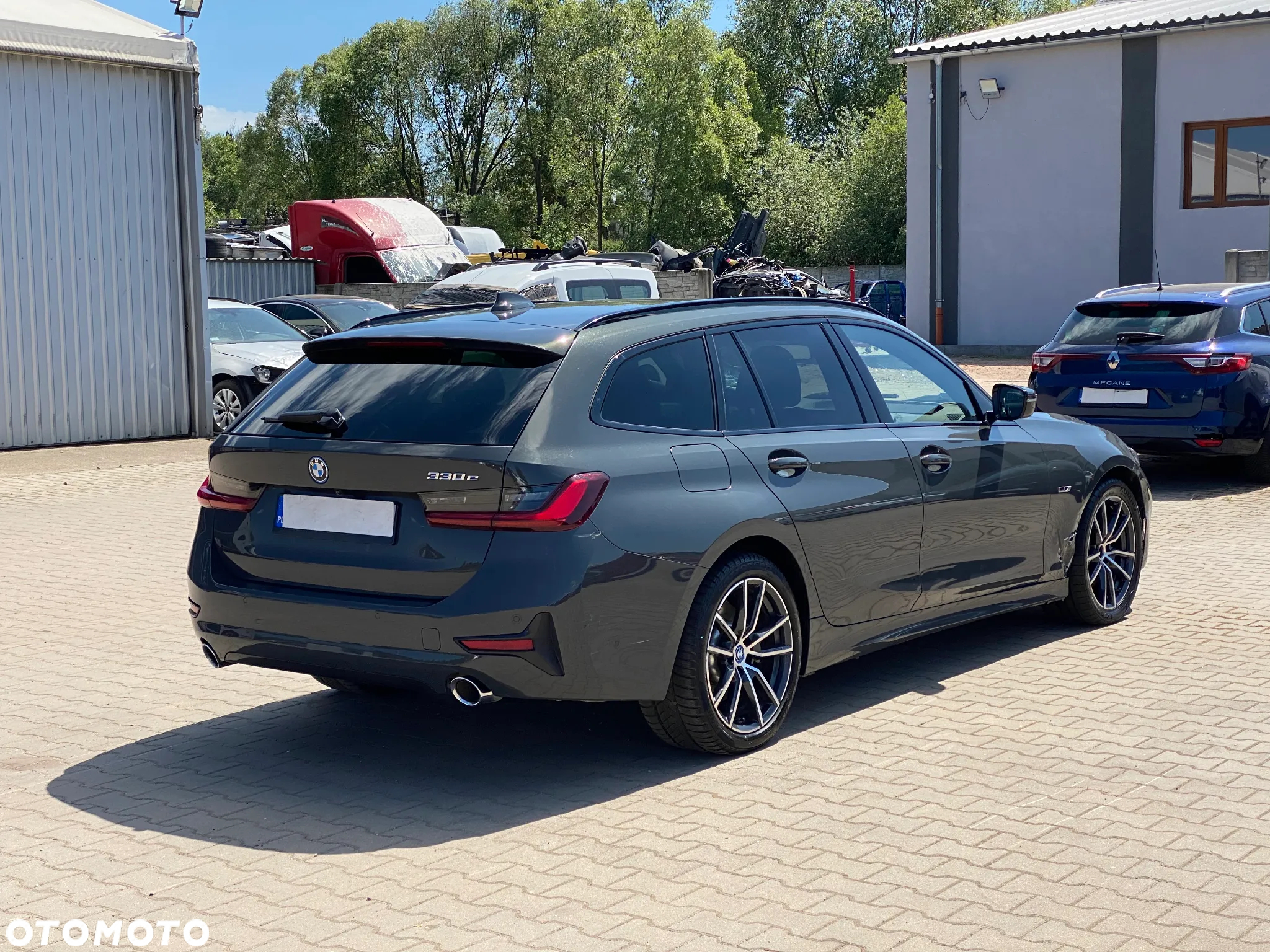 BMW Seria 3 330e Sport Line - 10