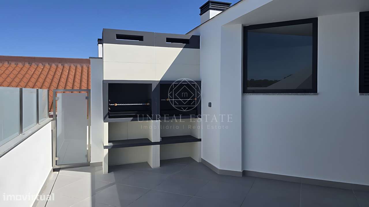 Apartamento T2 Novo no Entroncamento | Acabamentos Premium | Em Constr-26