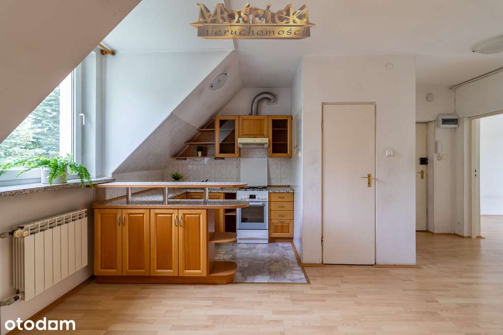 2 poziomowe mieszkanie 3 pokoje w sercu Anina-8