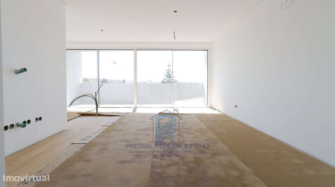 Apartamento T2 Novo - Rio Tinto /  Centro/Junto Continente e Lidl-2