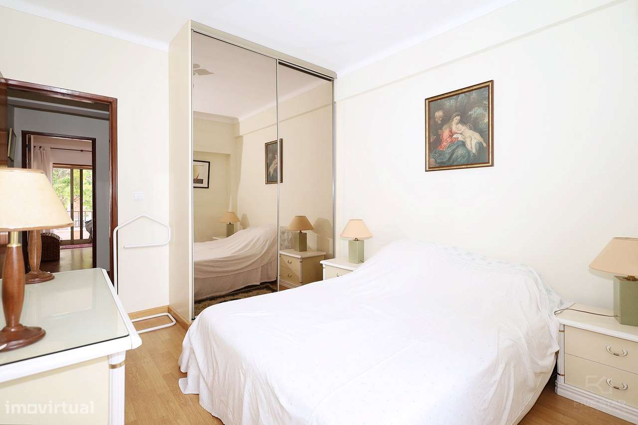 T2 - Apartamento com Varanda - Alapraia – Estoril-17
