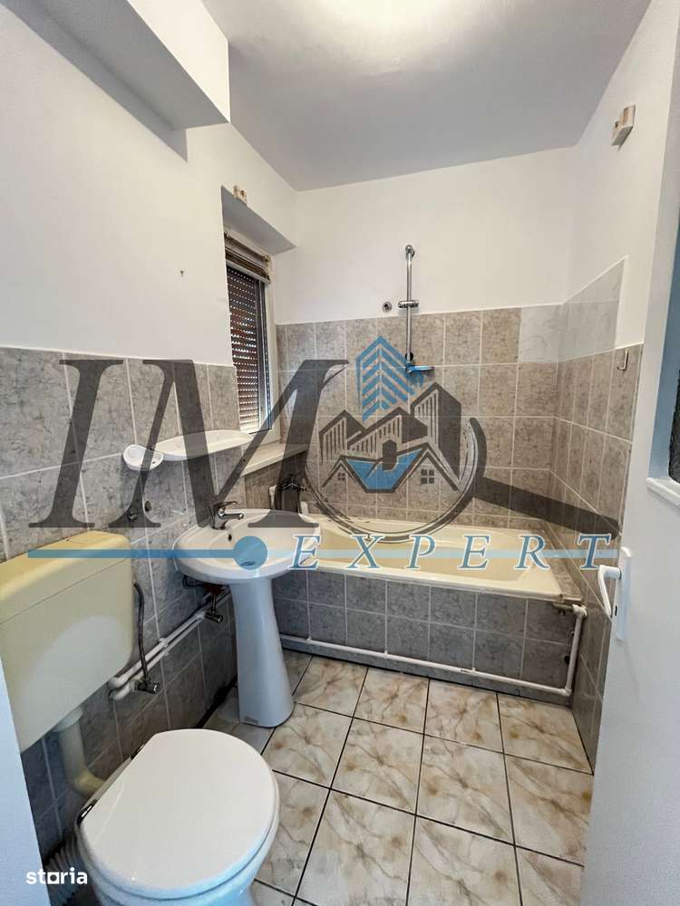 Apartament renovat de vânzare in Sebeș - Imagine principală: 4/7