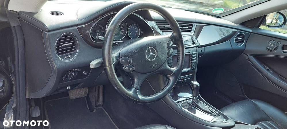 Mercedes-Benz CLS 350 - 21