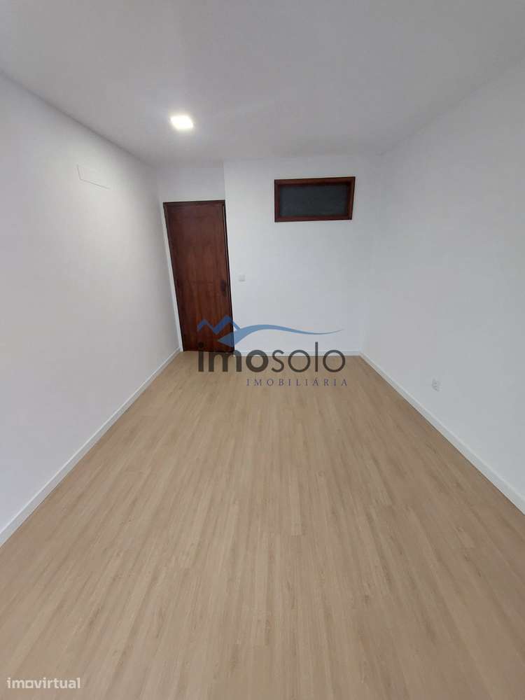 Apartamento T4 Remodelado no Centro de Oliveira de Azeméis - Grande imagem: 3/13