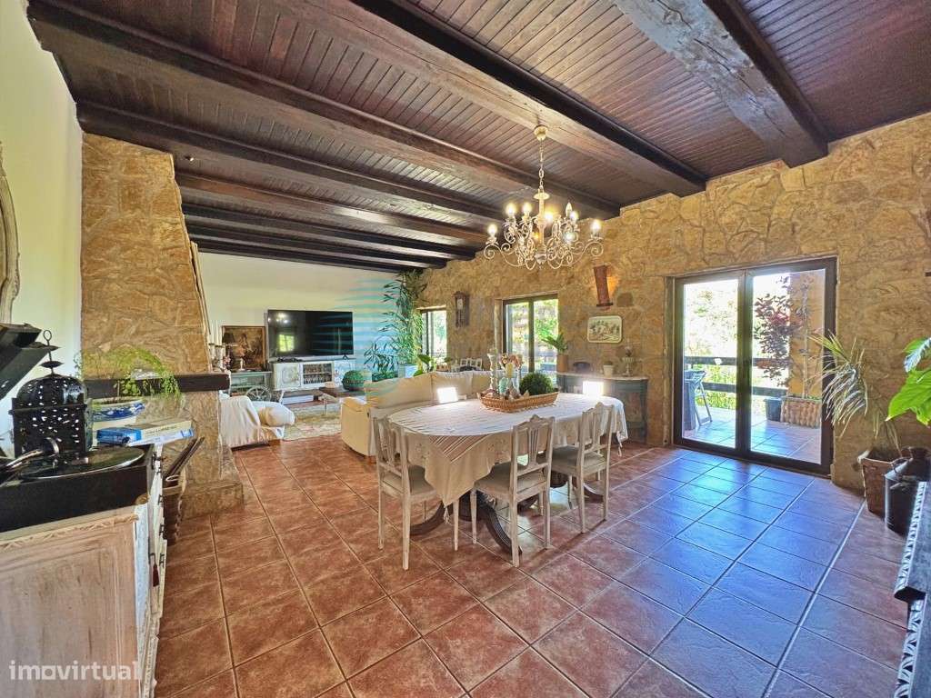 Moradia T4 com piscina, em Melroeira, Torres Vedras-17