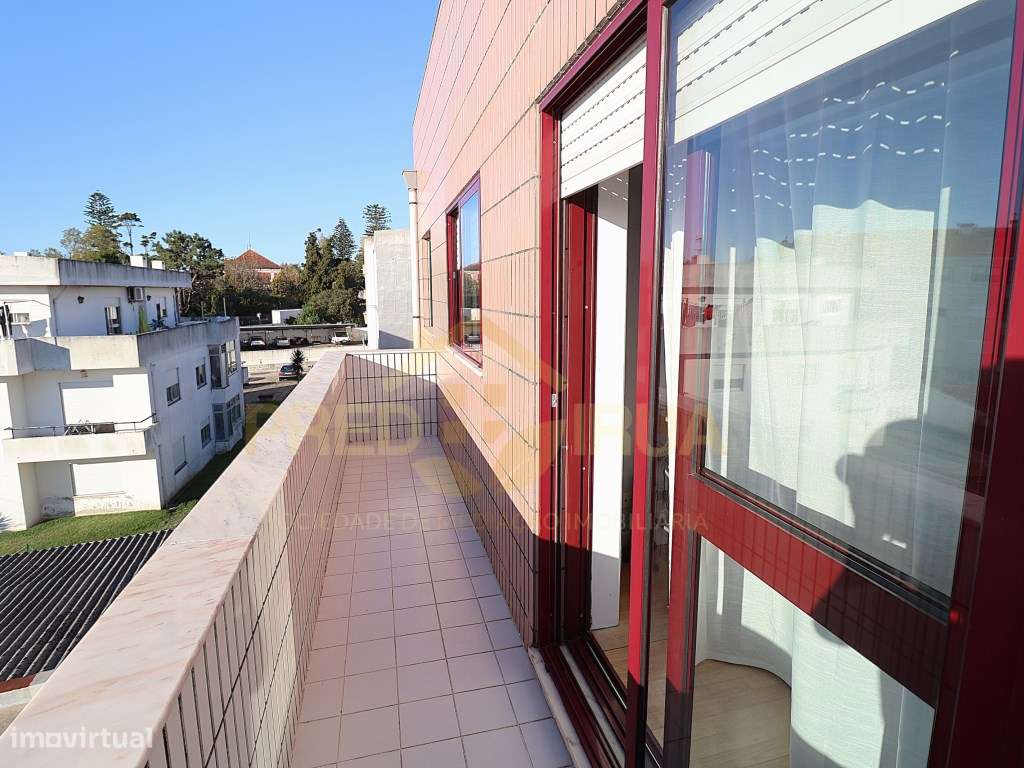 Apartamento T2 S. Félix da Marinha em condominio fechado-19