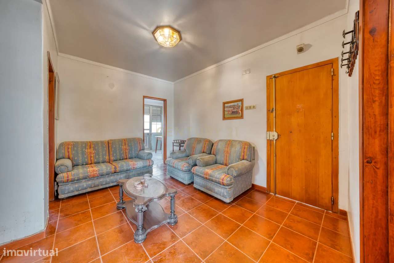 MORADIA MULTIFAMILIAR NO CENTRO DE AZAMBUJA - Grande imagem: 4/51
