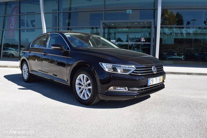 VW Passat 1.6 TDI Confortline - 2