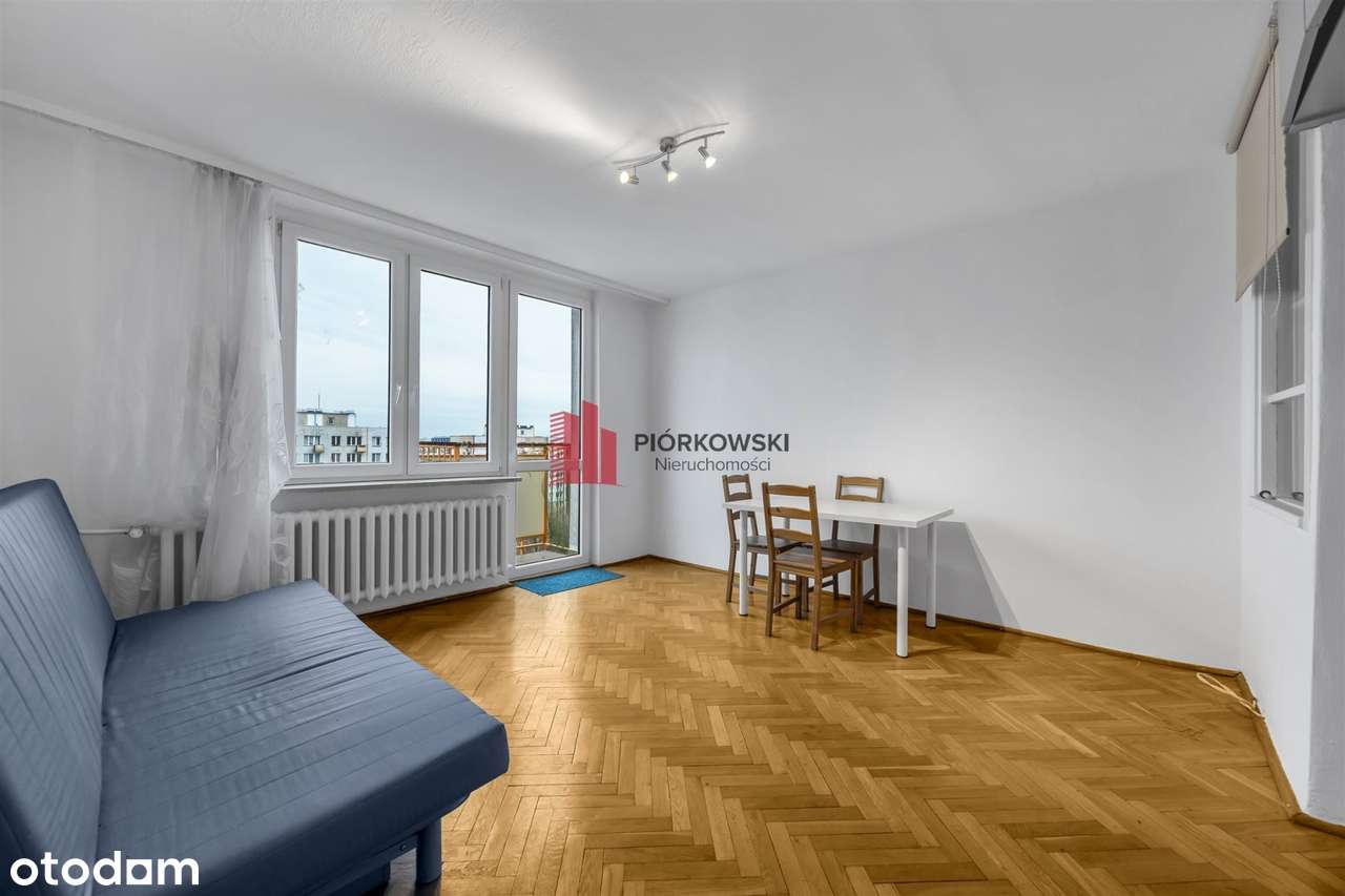 Kawalerka z widokiem na Mokotów-3