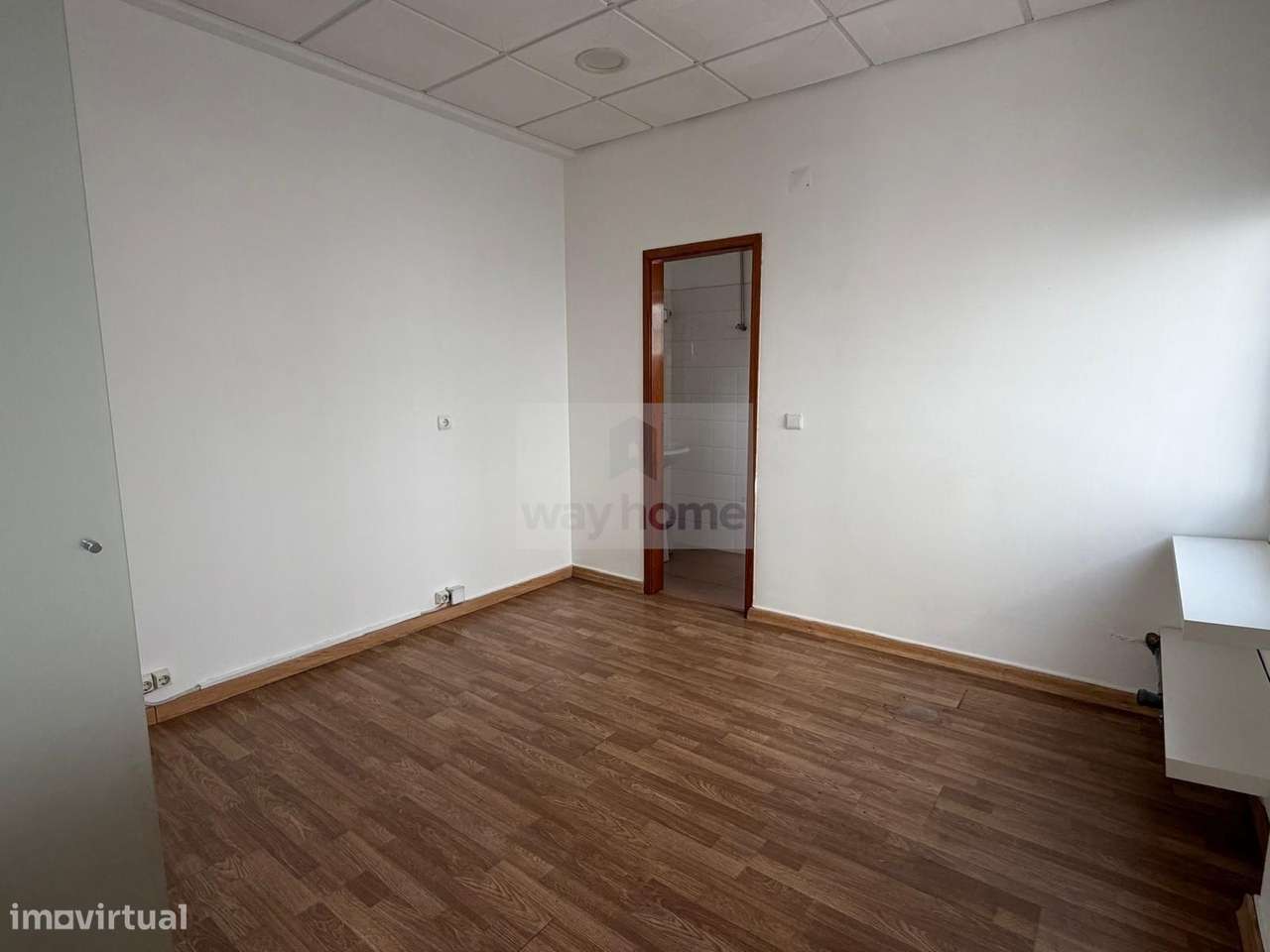 Espaço comercial | Venda | Outeiro de Polima | São Domingos de Rana-6