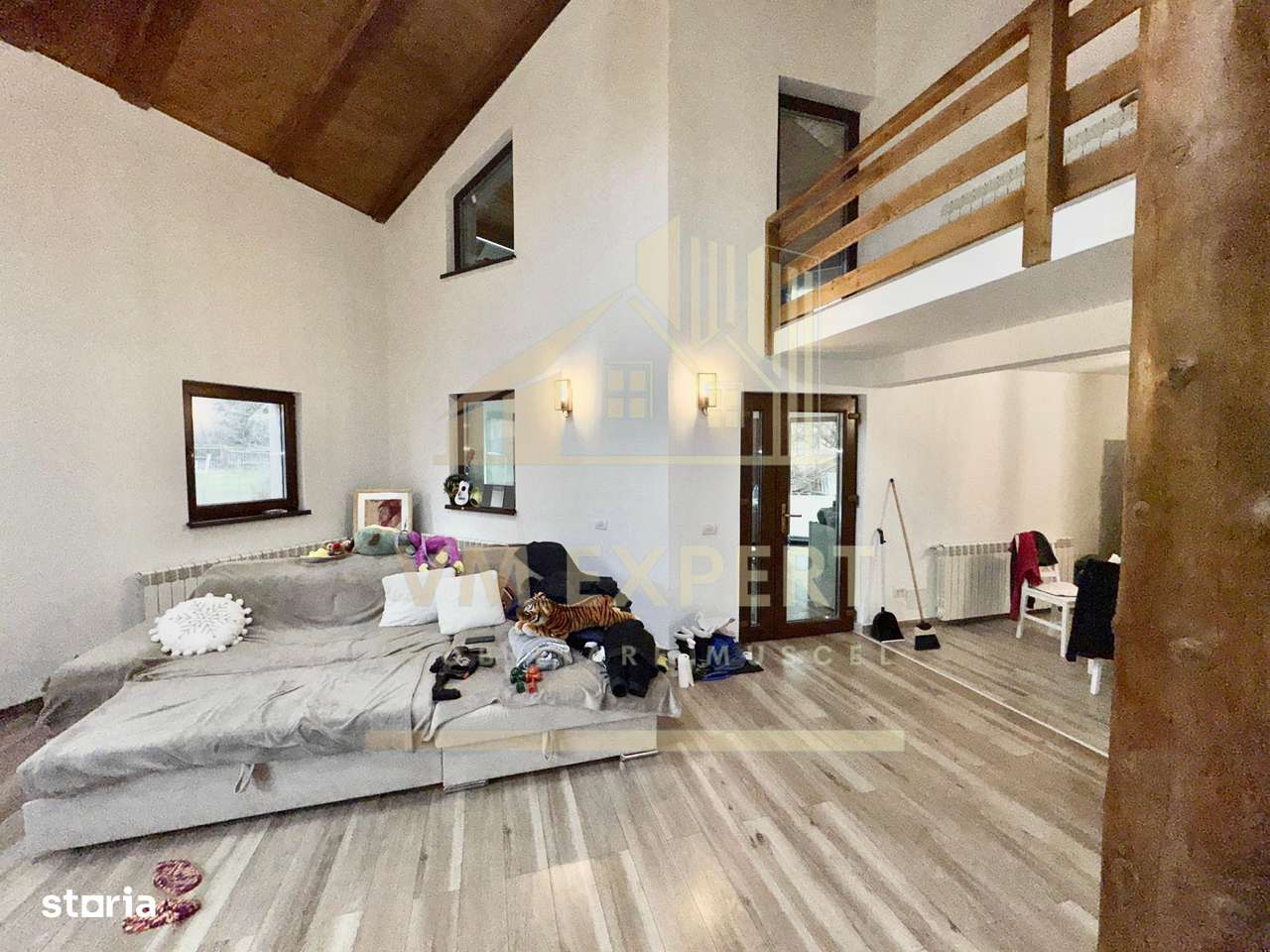 CASĂ 5 CAMERE 252 MP TEREN 1362 MP DRAGOSLAVELE ARGEȘ - Imagine principală: 4/20