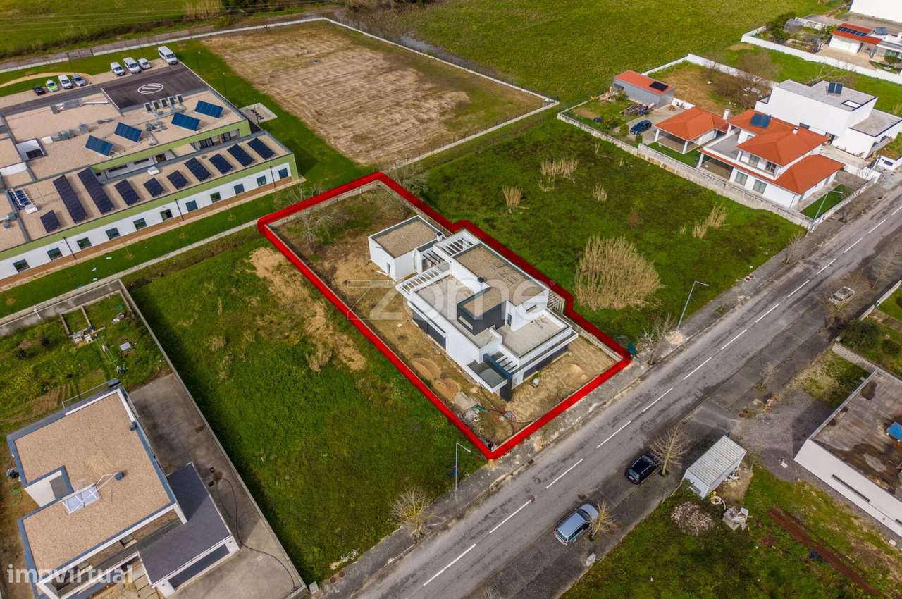 Moradia T3 - Leiria-25