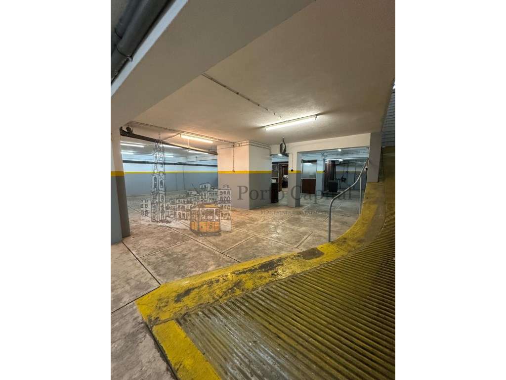 EXCELENTE ARMAZÉM PARA VENDA EM SANTO OVÍDIO - Grande imagem: 5/20