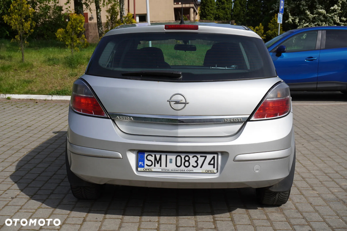 Opel Astra 1.7 CDTI DPF Active - 25