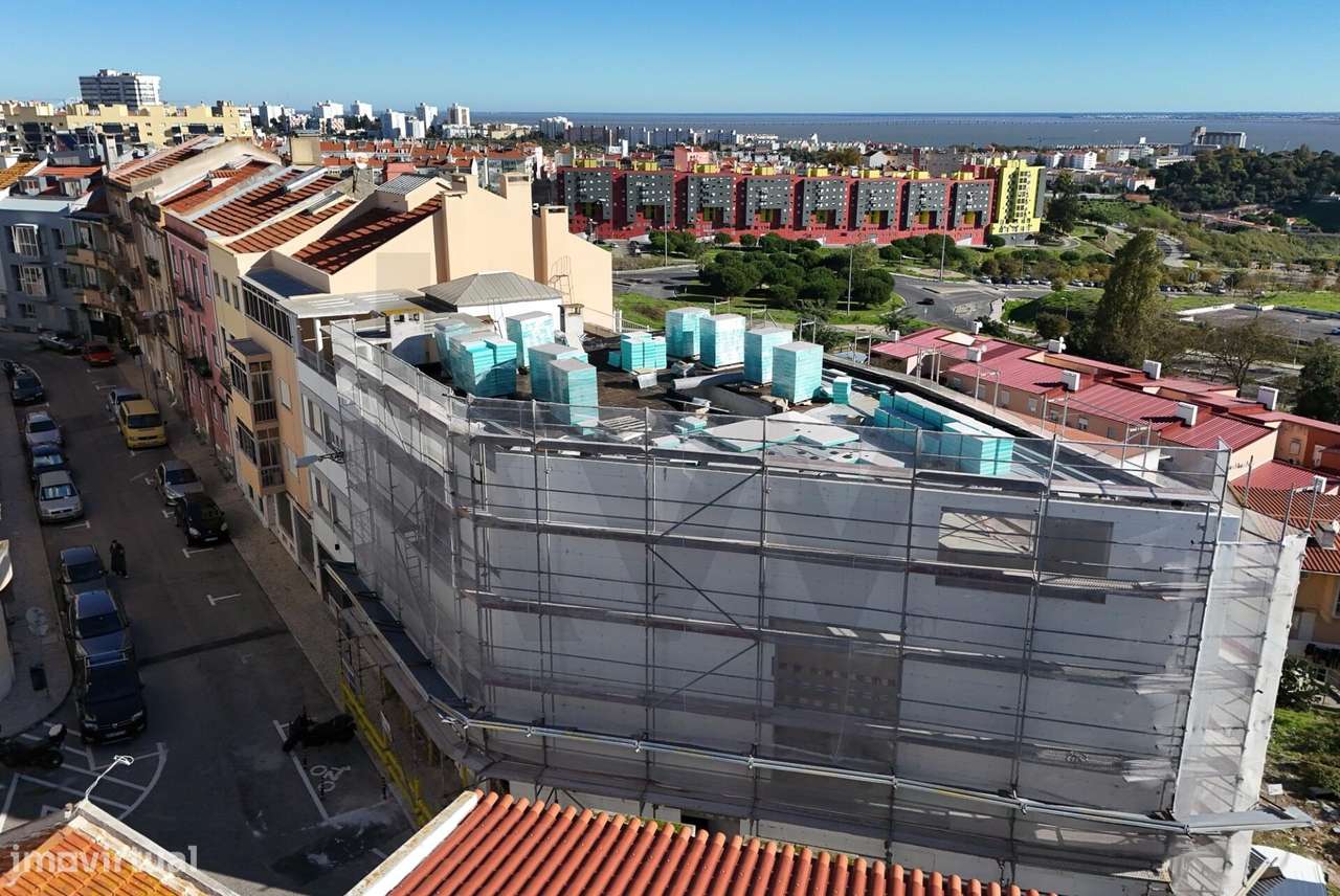 T1 67 m2 a estrear com vista na Penha de França - Grande imagem: 5/19