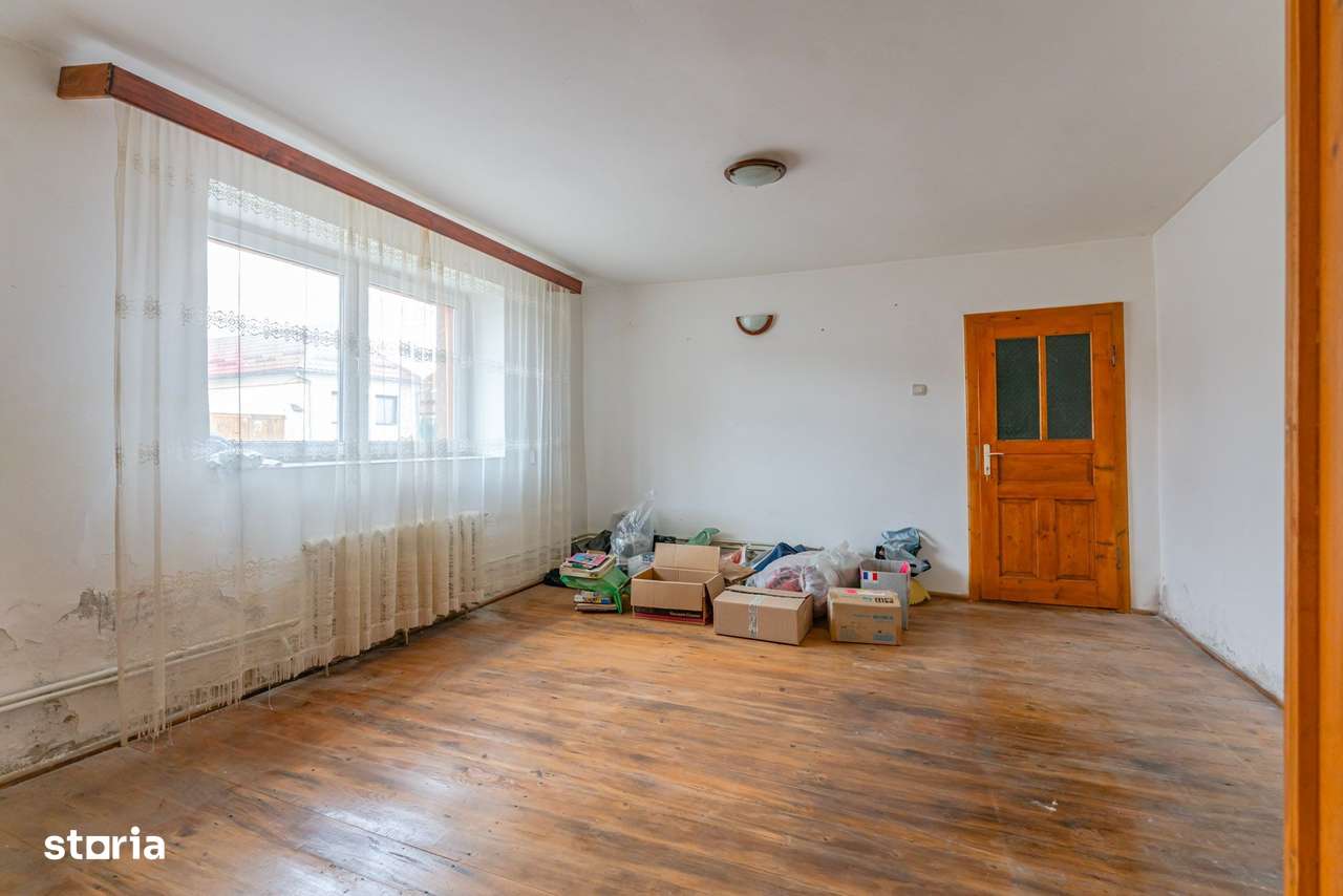 Casă individuală de renovare în Bod, Brașov-8