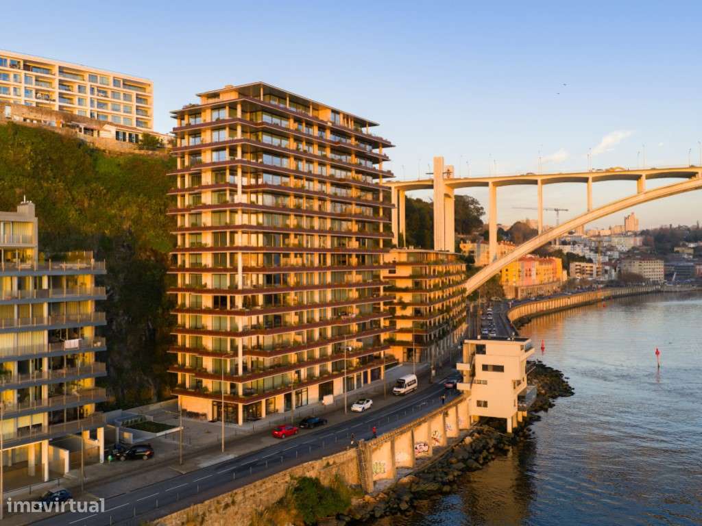 Sumptuoso T3 novo em frente ao Rio Douro-6