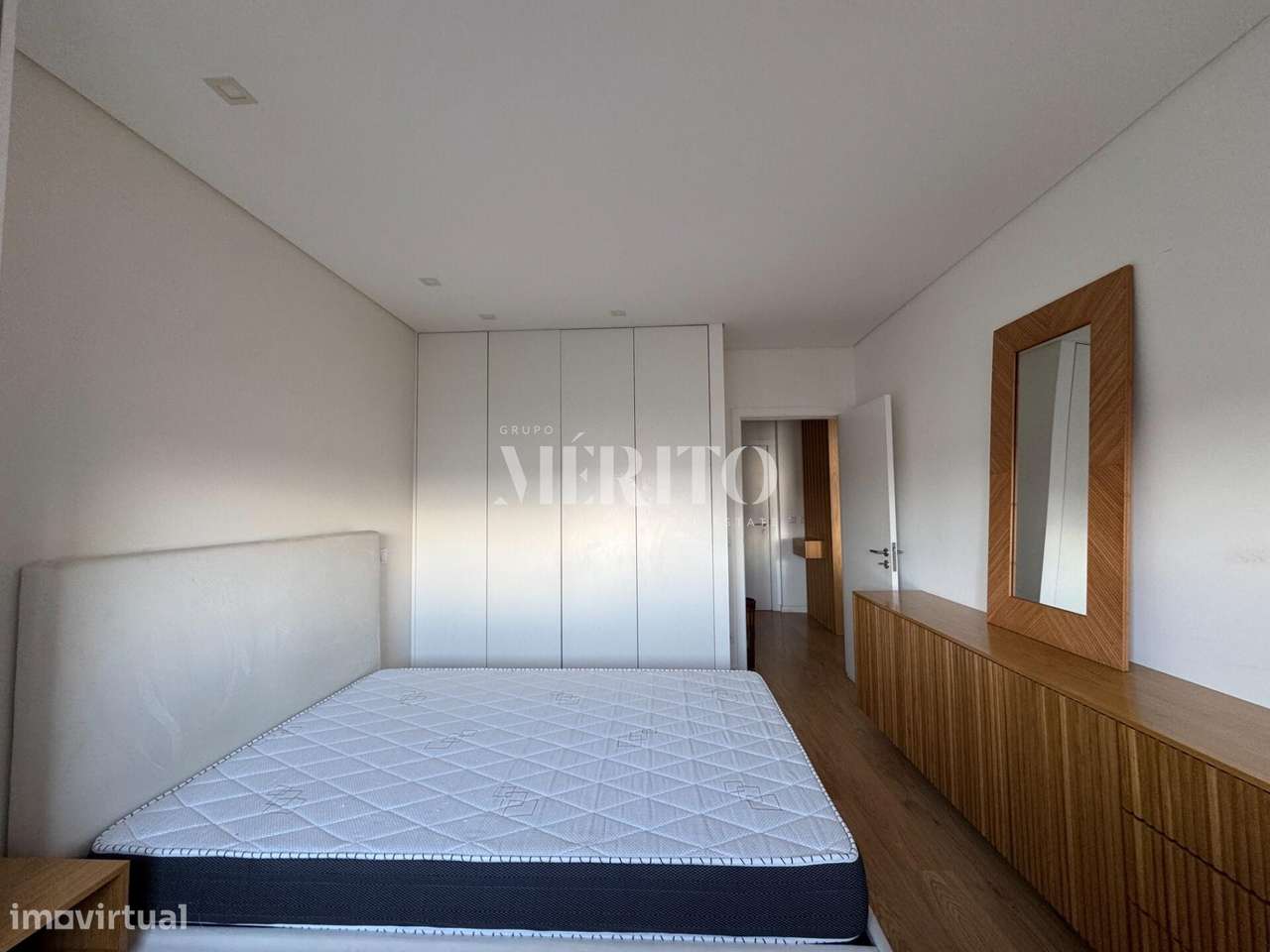 Apartamento T1 Renovado em Vila do Conde-11