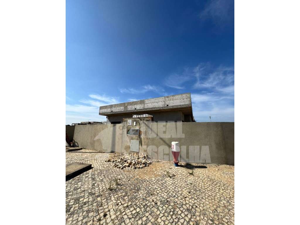 MORADIA EM CONSTRUÇÃO QUINTA DO ANJO ..-10