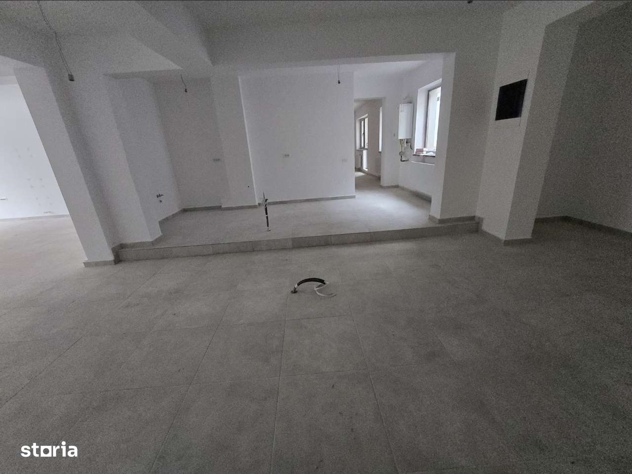 Spatiu comercial bragadiru 165mp - Imagine principală: 3/7