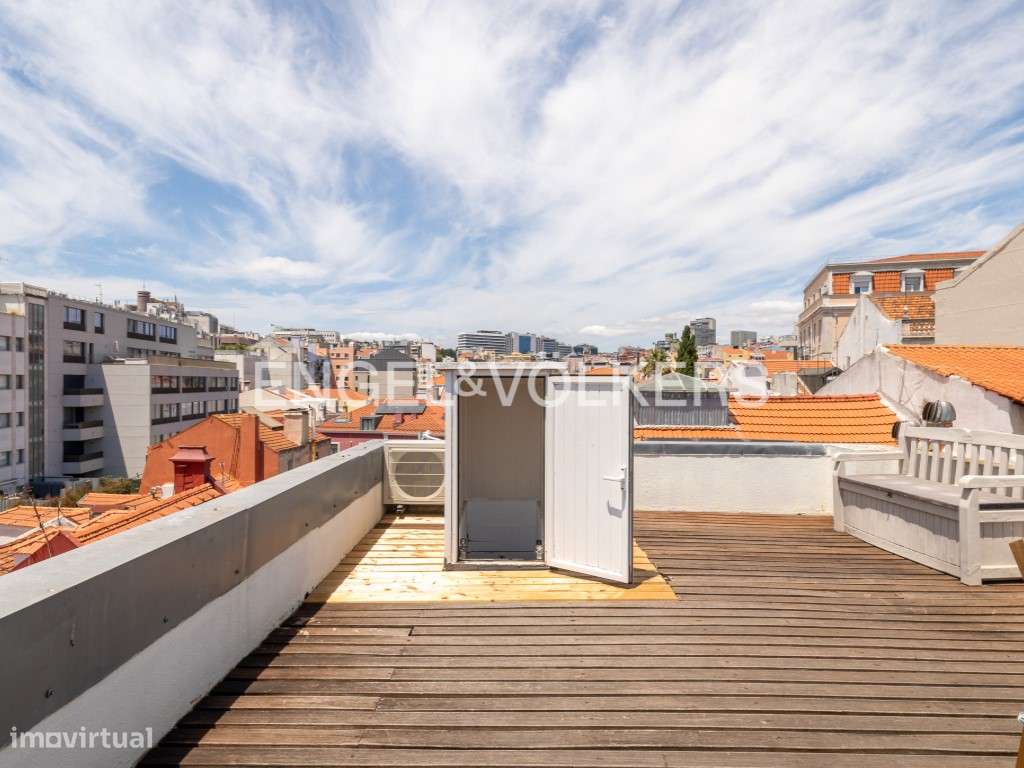 Apartamento T1 com Terraço Privativo na Avenida da Liberdade-21