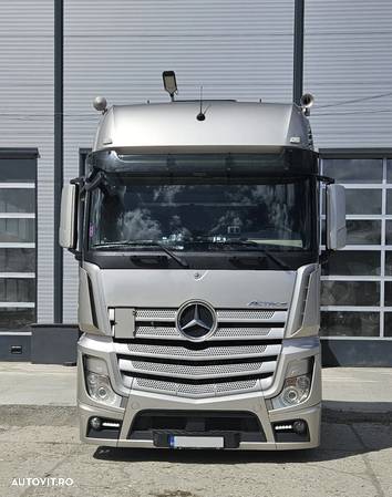 Mercedes-Benz 84 ACTROS - 1