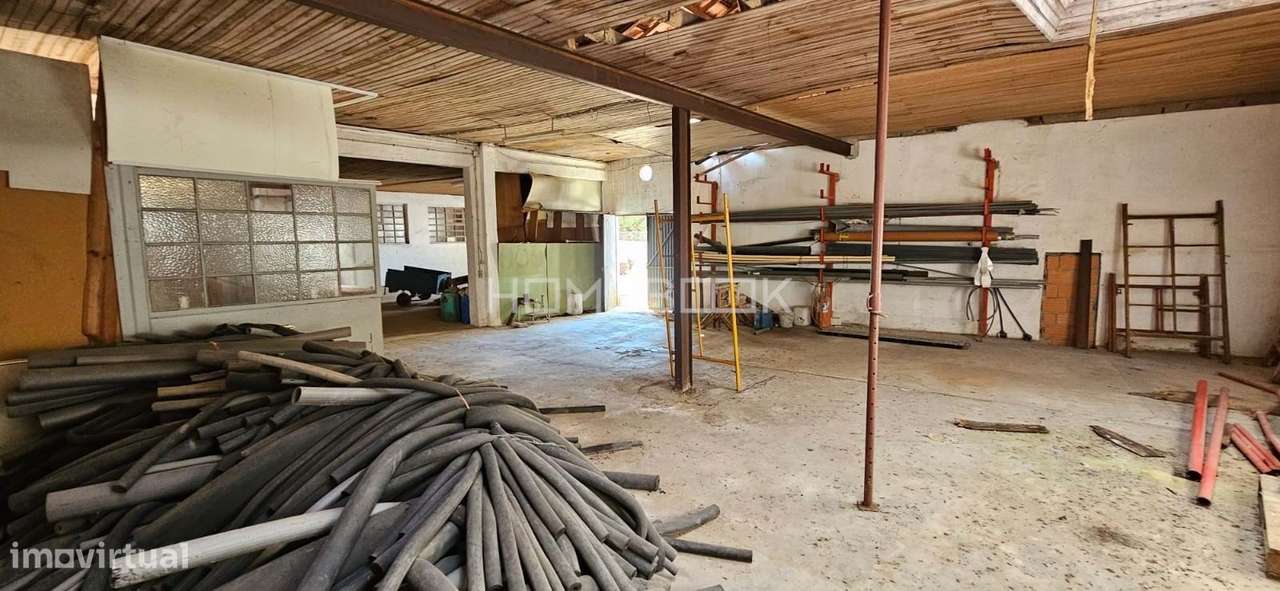 Armazém de  1166,2m2, em Minde - Grande imagem: 4/12