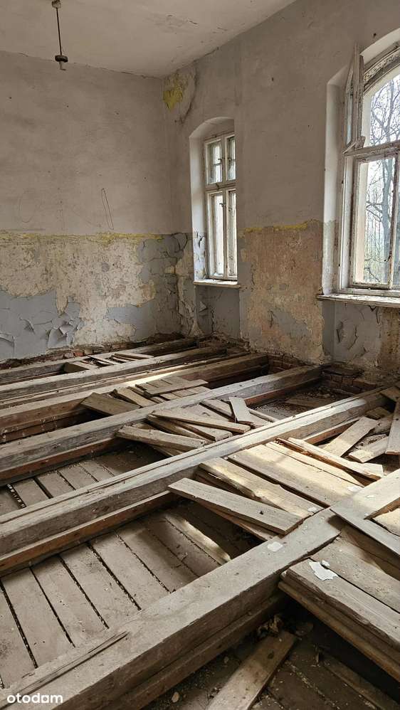 budynek po szkole 672m2 na działce 6700m2, Udanin,-12