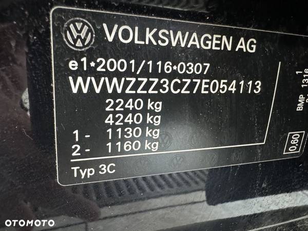 Volkswagen Passat 2.0 TDI DPF 4Mot Highline - 20