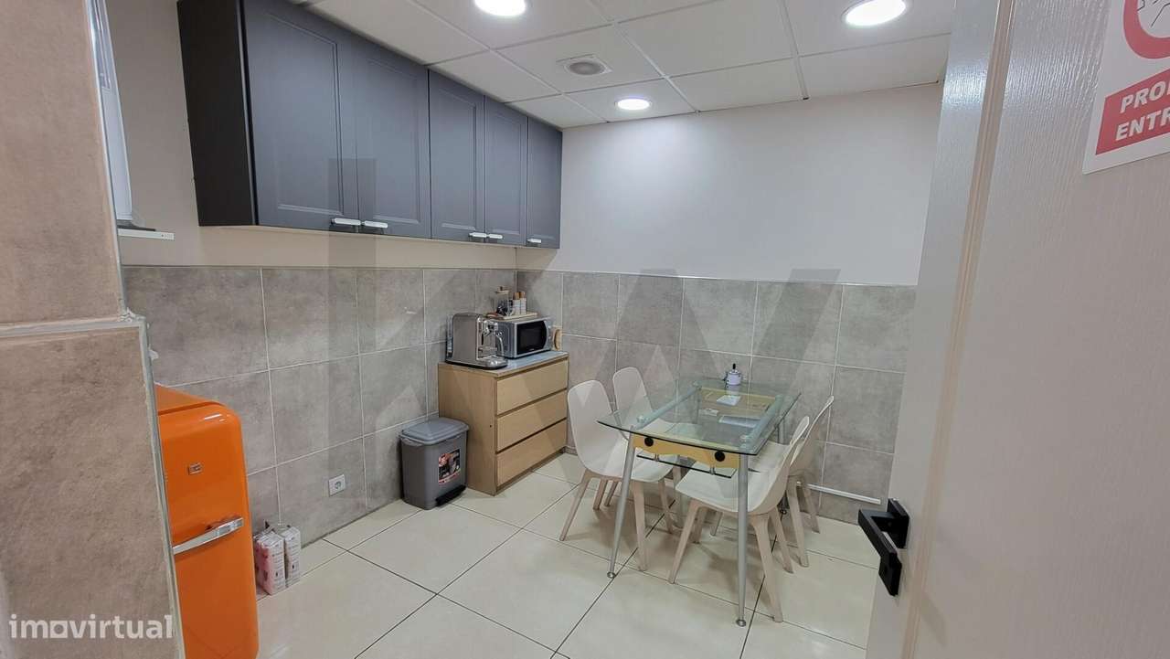 Loja com 300 m2 Junto à Baixa de Lisboa - Grande imagem: 2/20