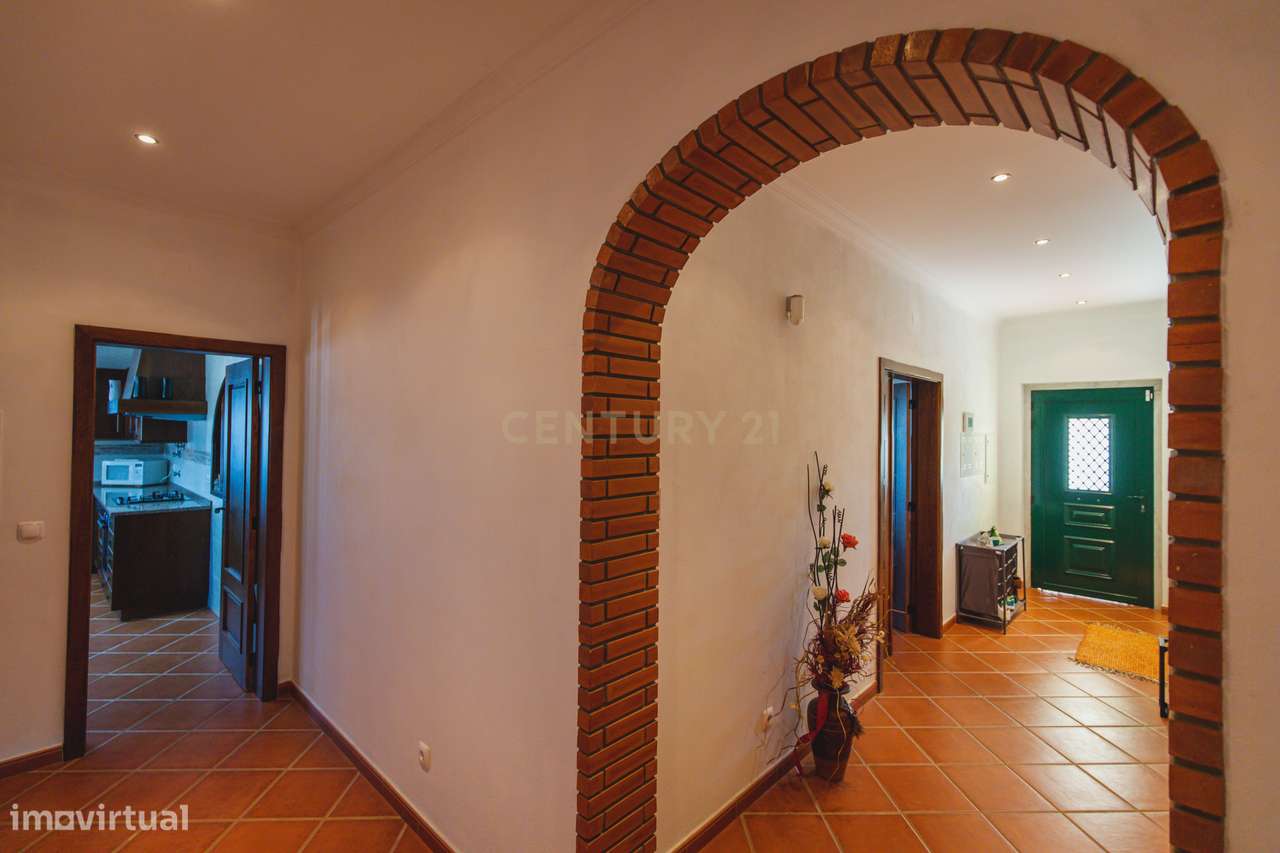 Moradia Térrea T4+1-24