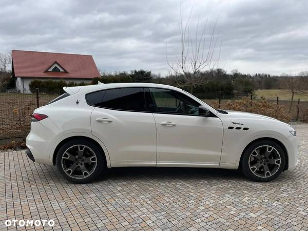 Maserati Levante Modena S - 9