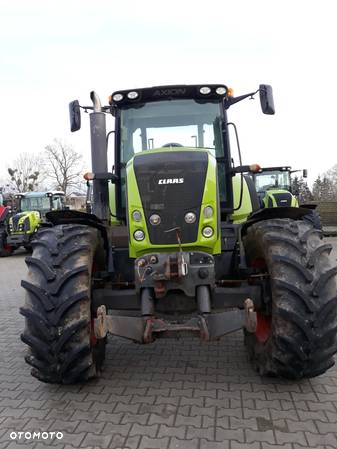 Claas AXION 820 - 4