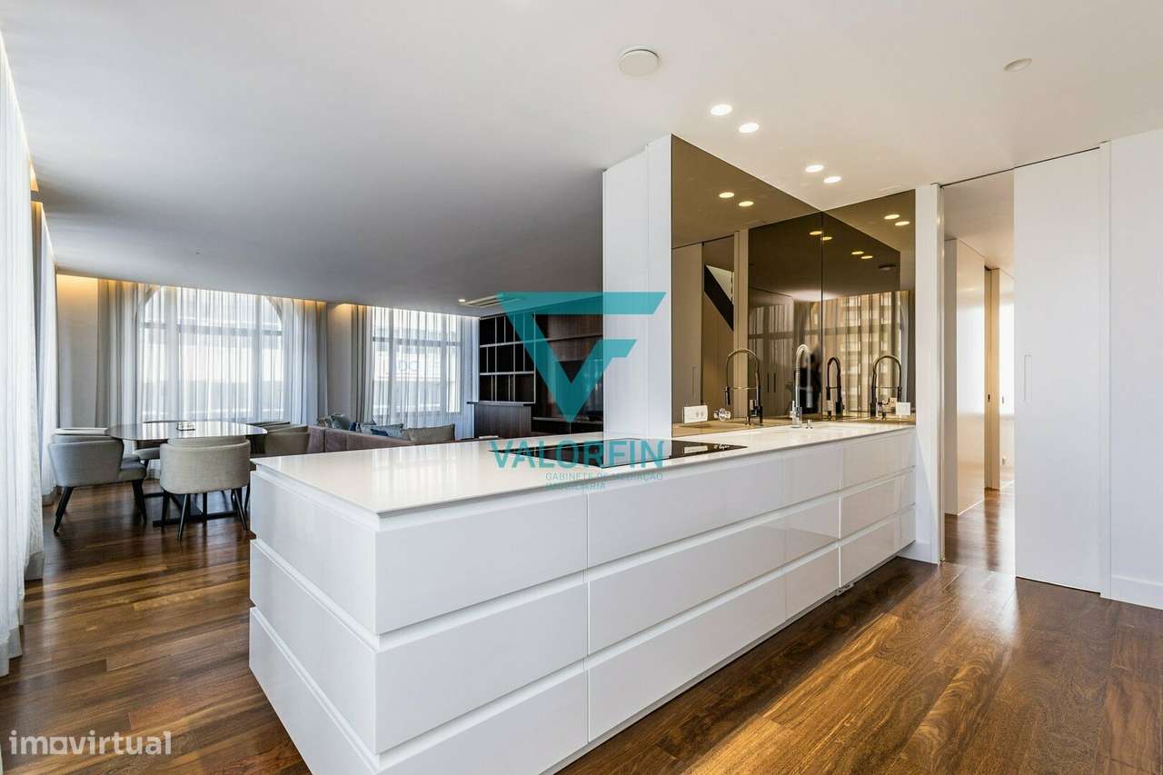 Apartamento T4 Duplex - Edifício Moagem - centro de LEIRIA - Grande imagem: 4/38