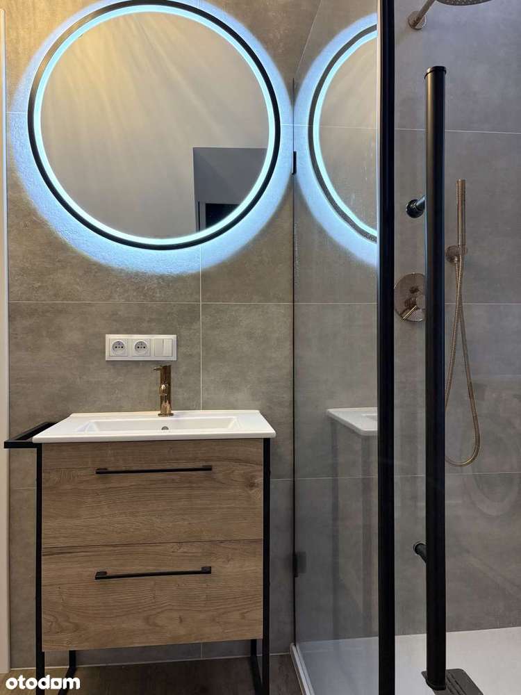 Nowoczesne 6-pokojowe mieszkanie z tarasem,2 poziomowe, garaż-13