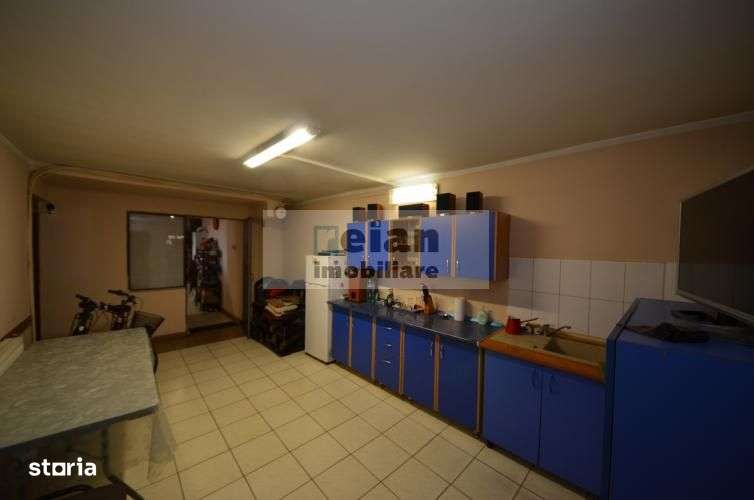 Aviatiei - Vila 6 Camere, 2004, Subsol, Garaj, 300mp,10 Min Metrou - Imagine principală: 5/16