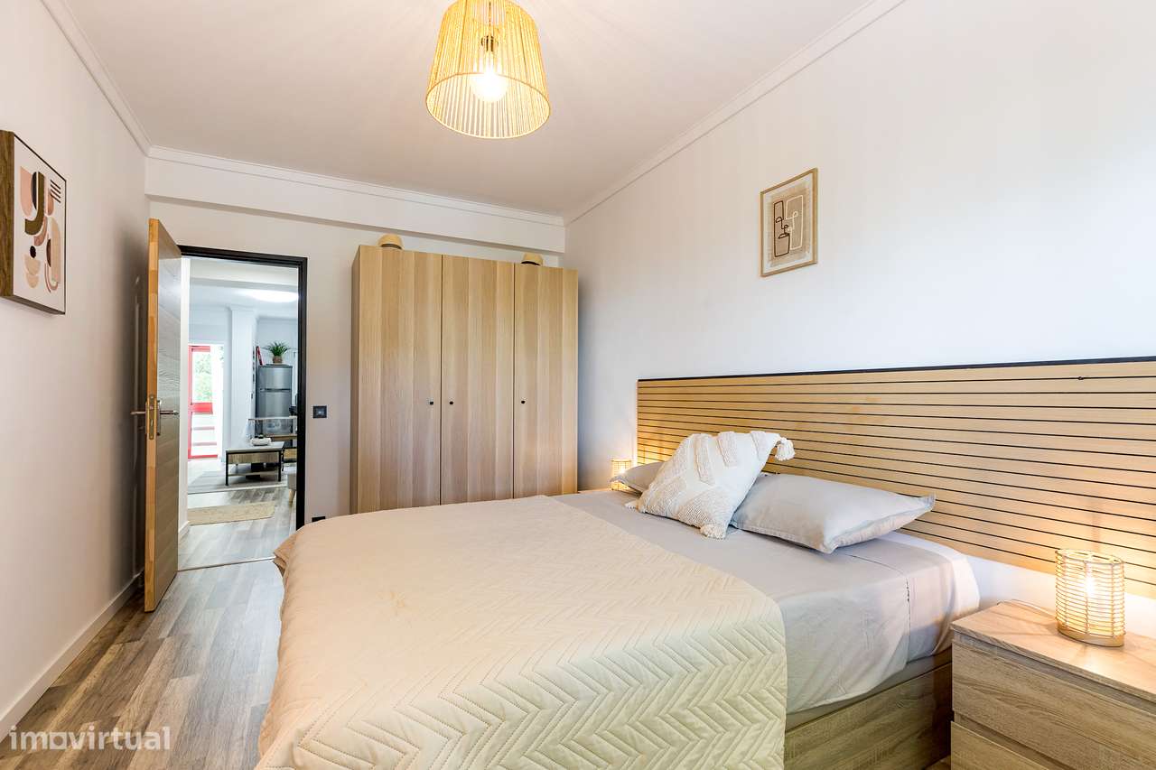 Apartamento T1, Funchalinho-11