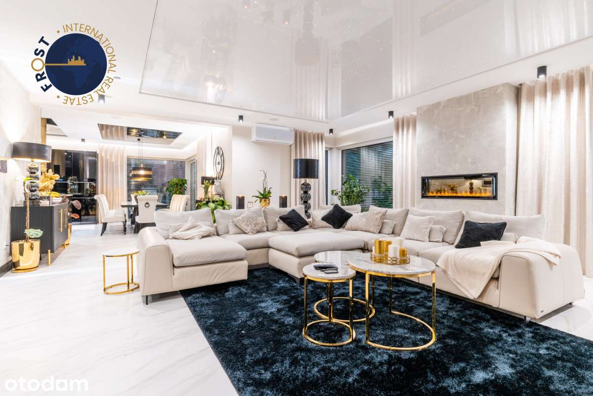 Luksusowa nowoczesna willa  z wewnętrznym basenem-12