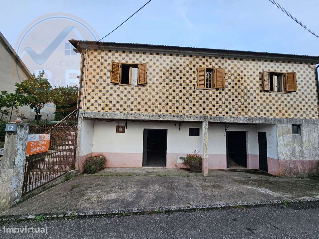 Moradia T4 com terreno, em Cavez, Cabeceiras de Basto-0