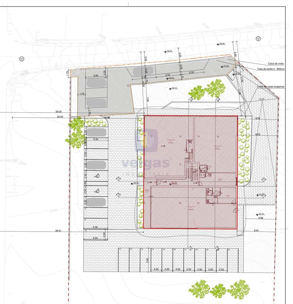 Loja nova com 118 m², com terreno adjacente de 2.060m2, junto à Estrad-13