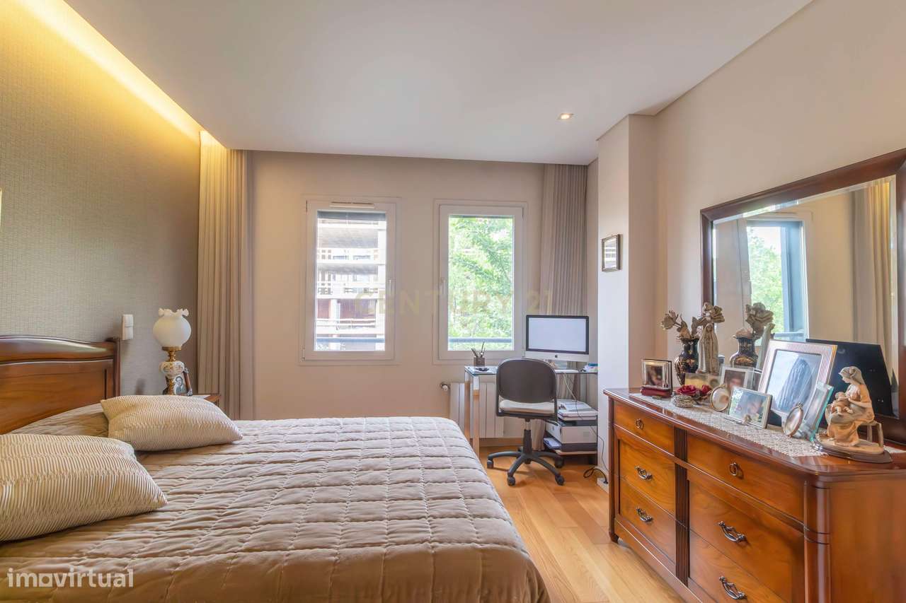 Apartamento T2 em Oliveira do Douro, Vila Nova de Gaia-51